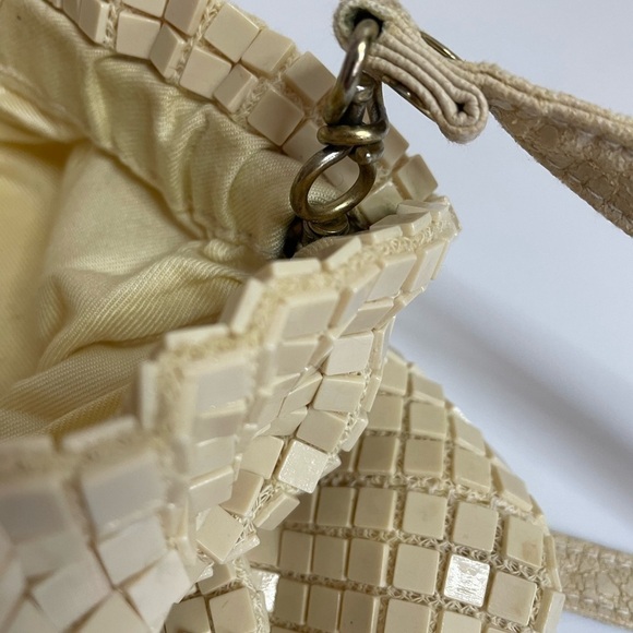 Vintage cream Chainlink Purse shoulder bag - Picture 10 of 11
